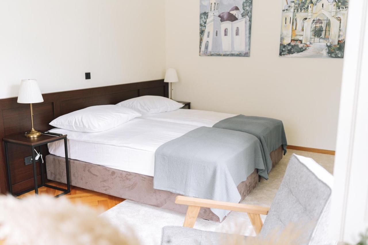 Bed and Breakfast Dvorac Jankovic Suhopolje Экстерьер фото