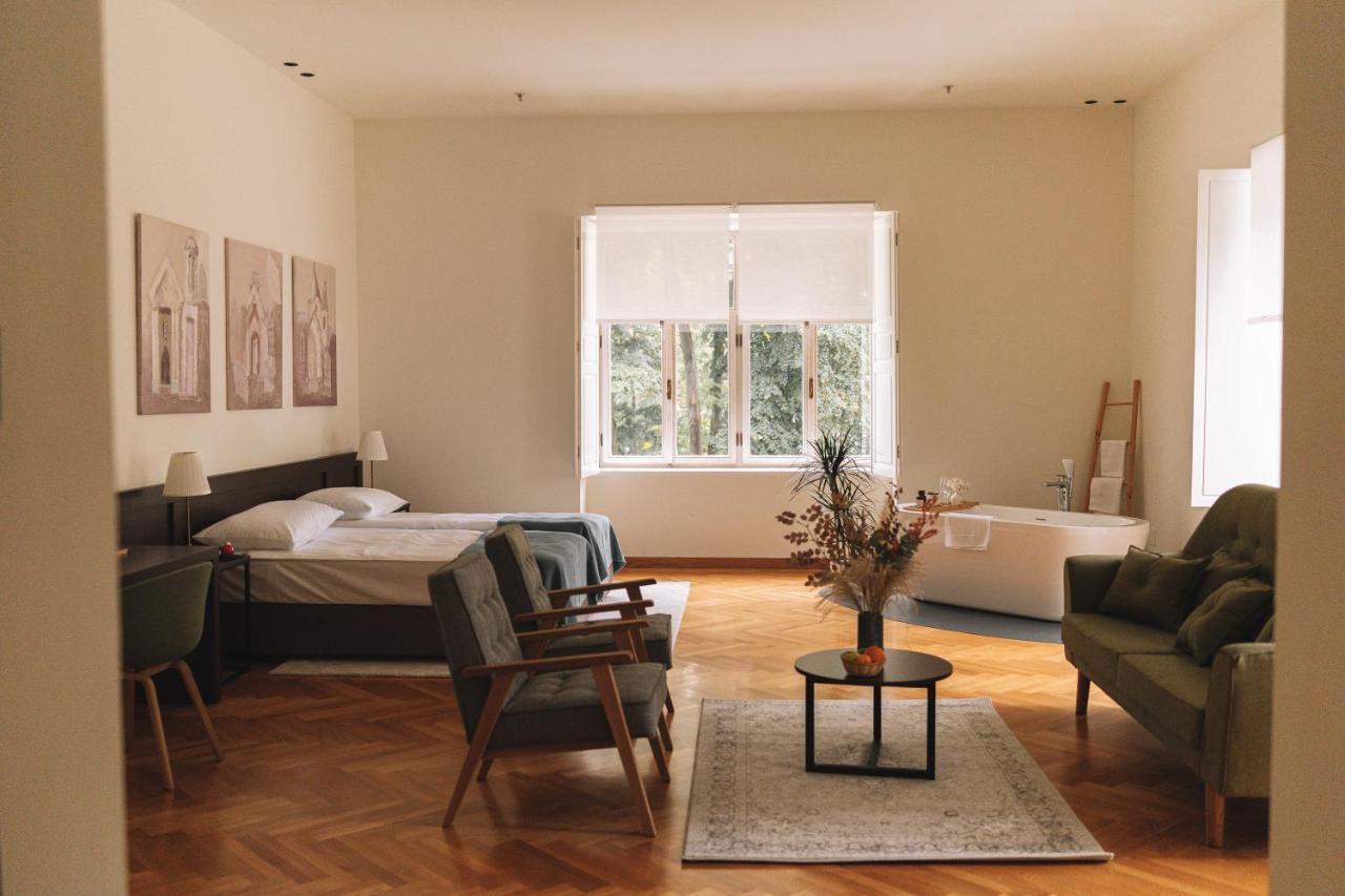 Bed and Breakfast Dvorac Jankovic Suhopolje Экстерьер фото